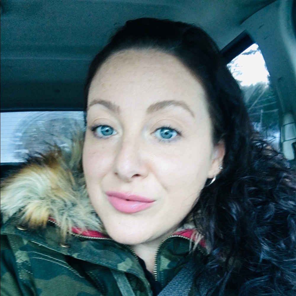 Meet your Posher, Tabatha